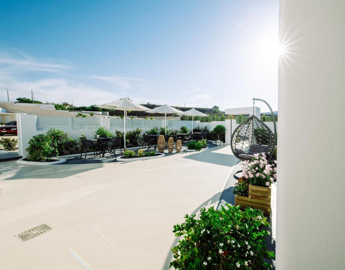 Santoterra Antigua Suites Karterados  Esterno foto
