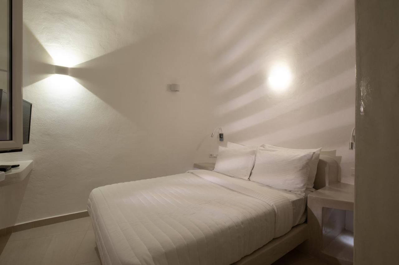 Santoterra Antigua Suites Karterados  Esterno foto