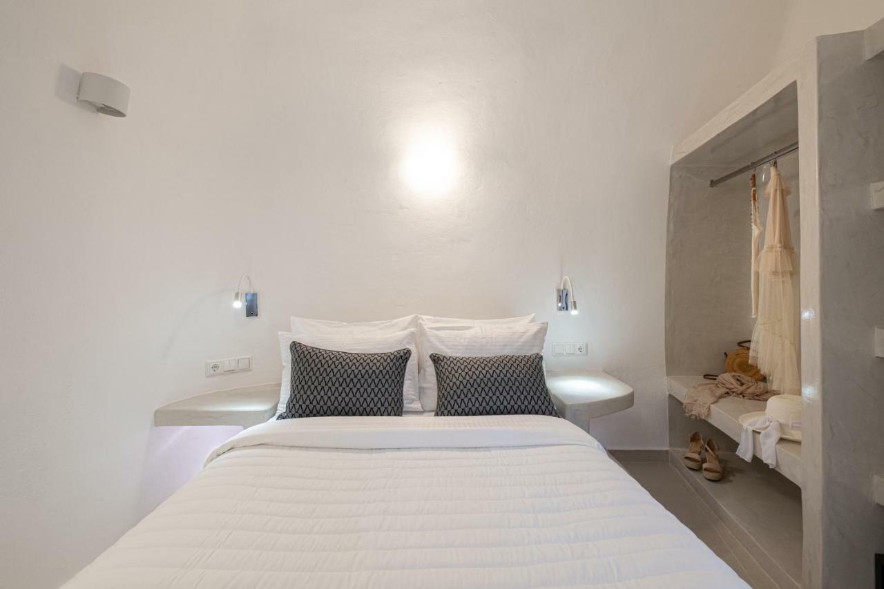 Santoterra Antigua Suites Karterados  Esterno foto